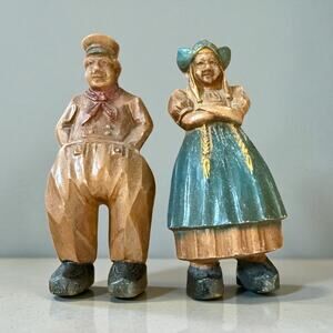 Vintage Syroco Dutch man and woman couple